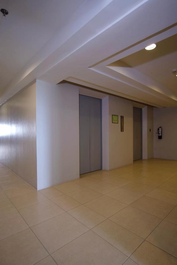 Spacious 2 Bedroom condo unit for rent Iloilo Exterior foto